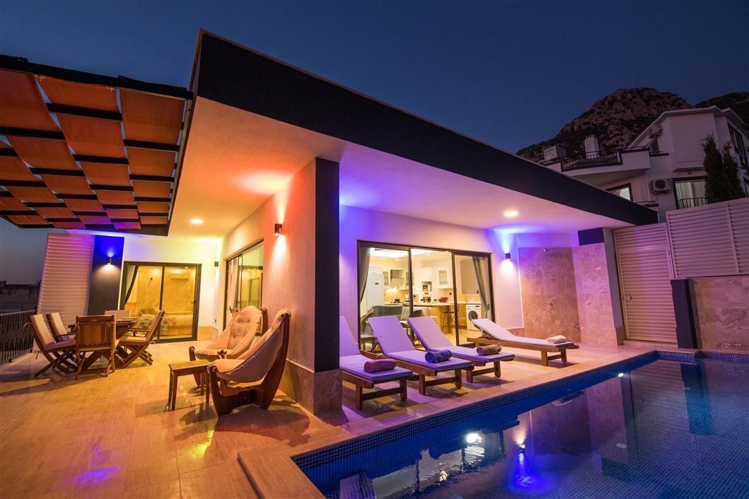 Villa Therapy — 23
