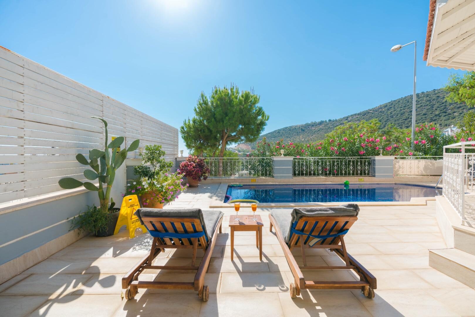 Villa Monte — 11