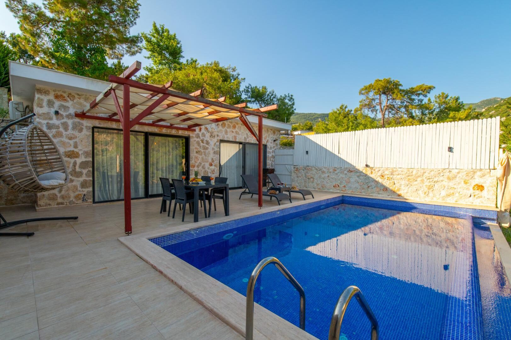 Villa Stone House 2