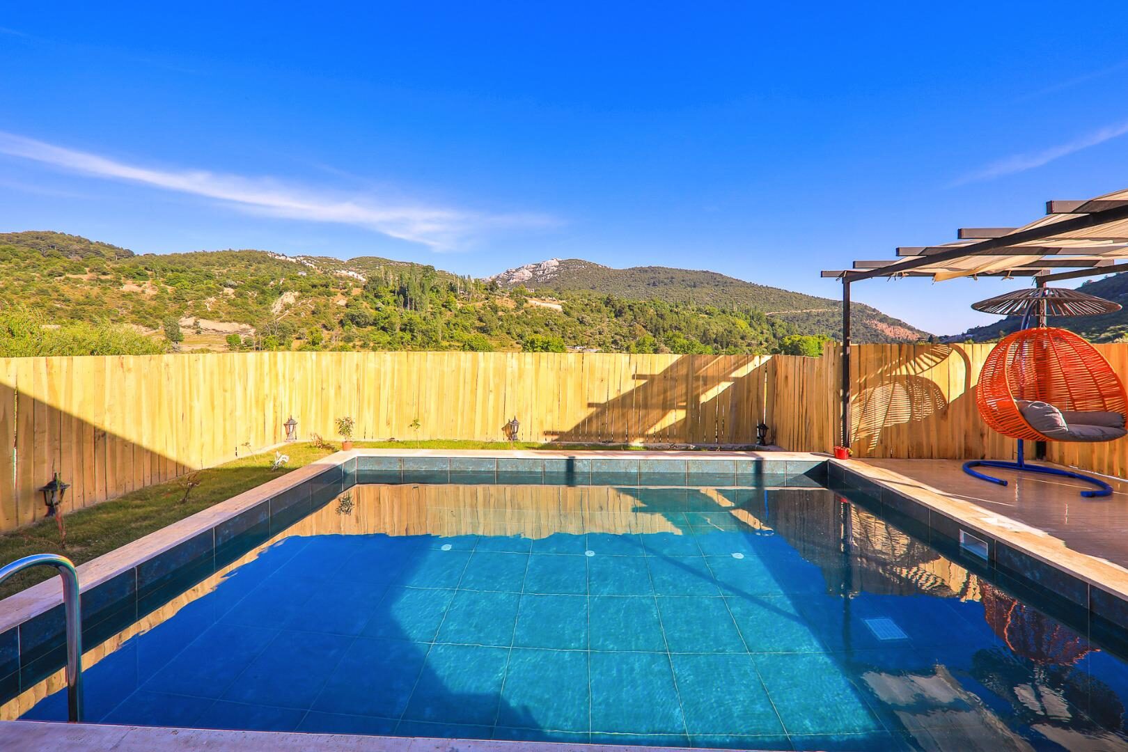 Villa Medis 3 — 5
