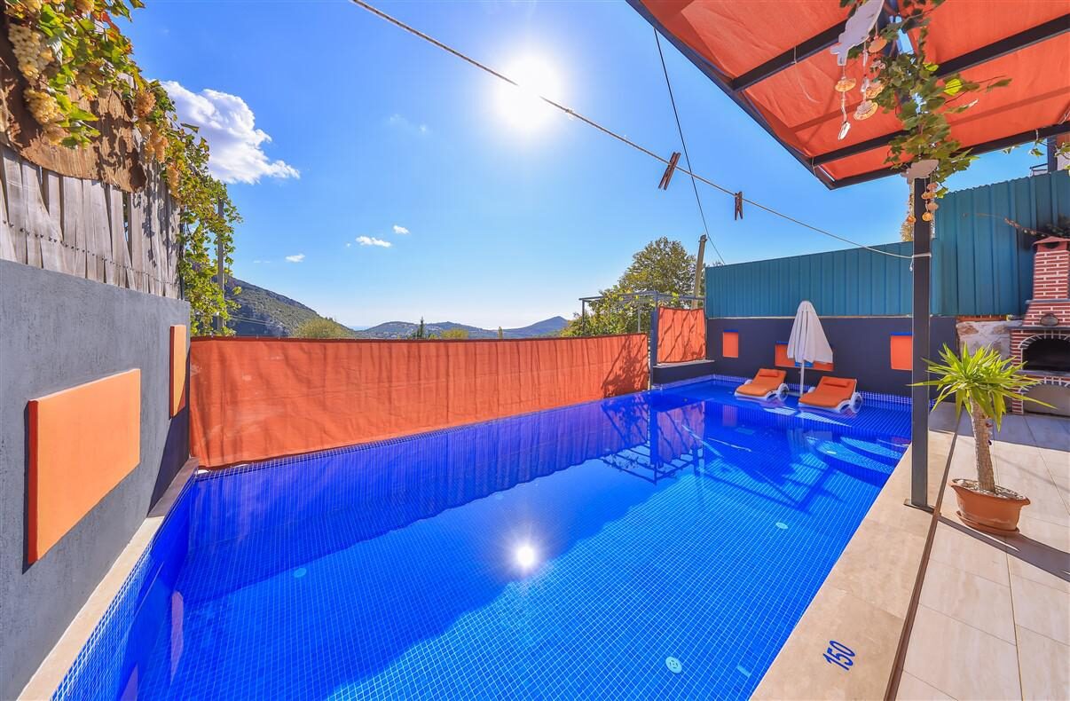 Villa Rainbow — 6