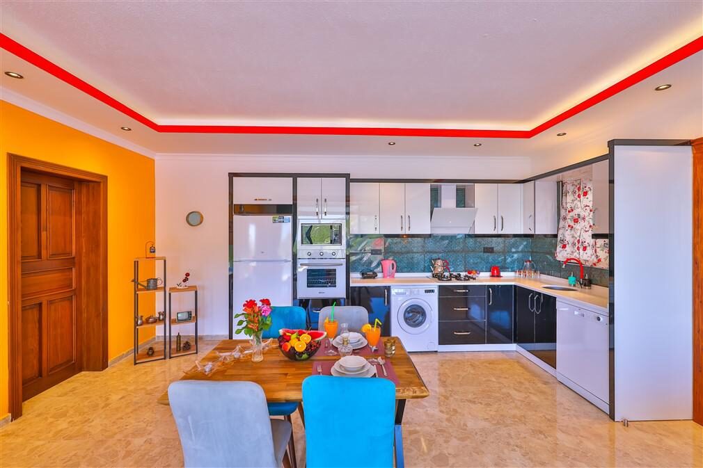 Villa Rainbow — 22