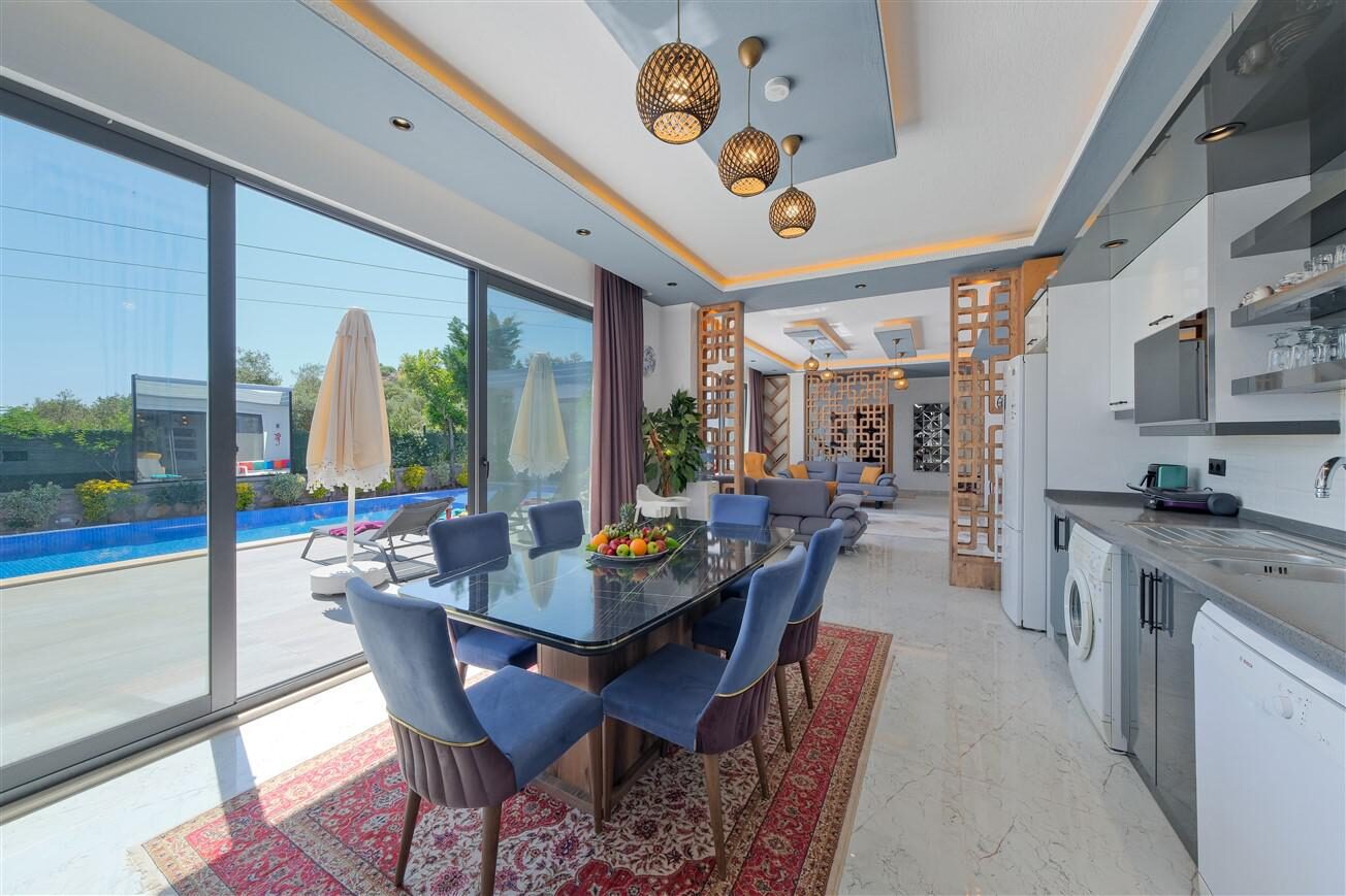 Villa Renk — 44
