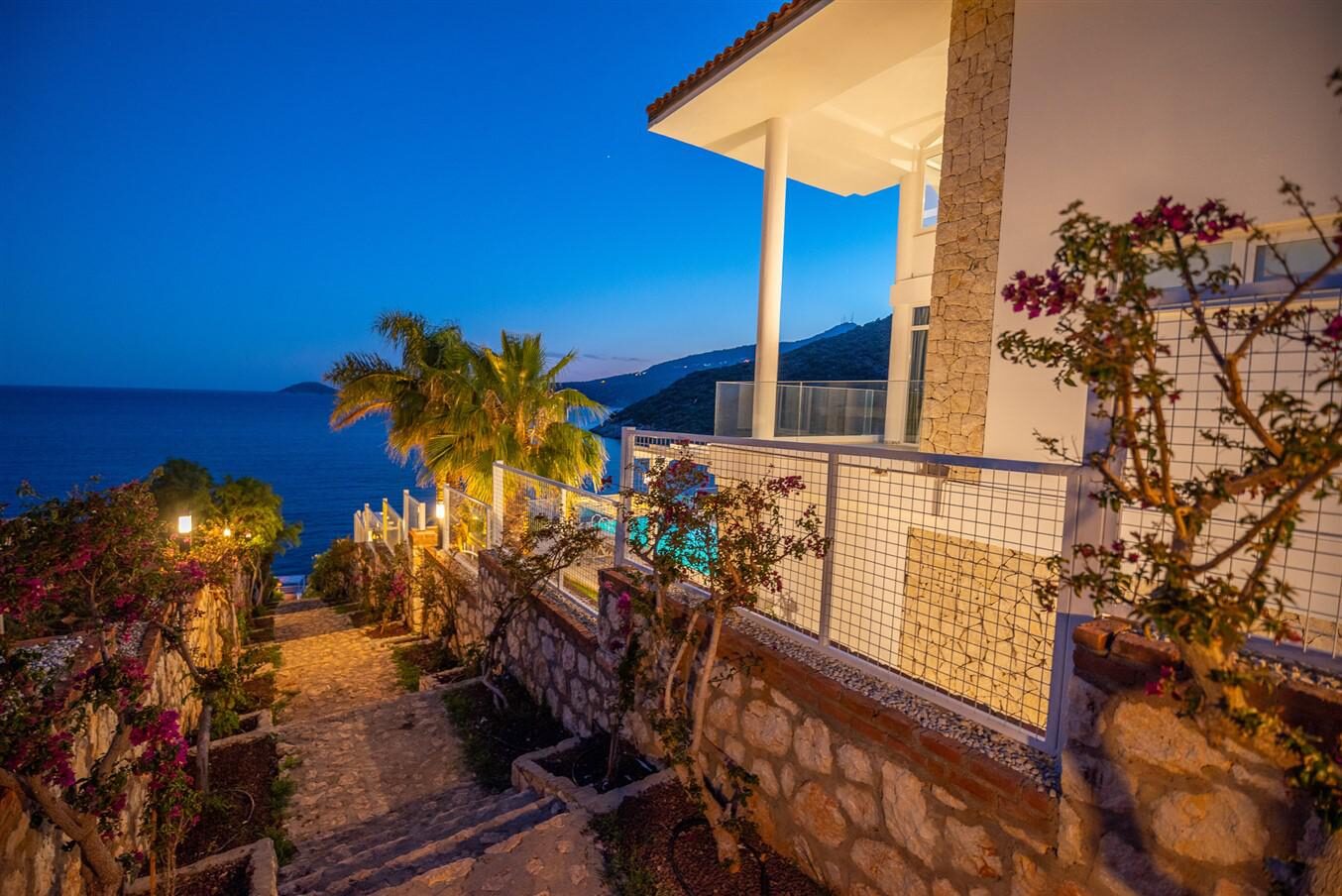 Villa Elana 1 — 80