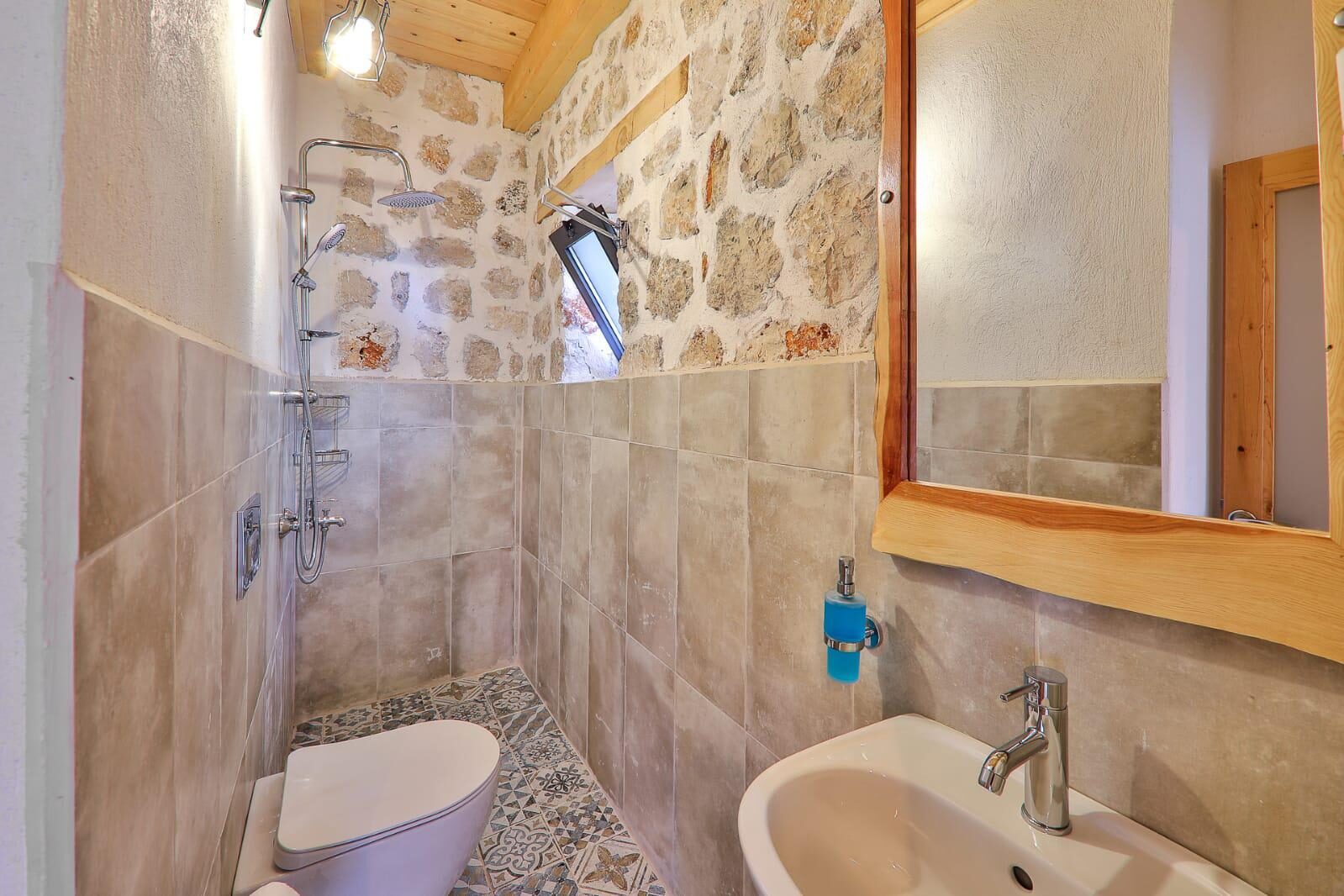 Villa Abosa — 24