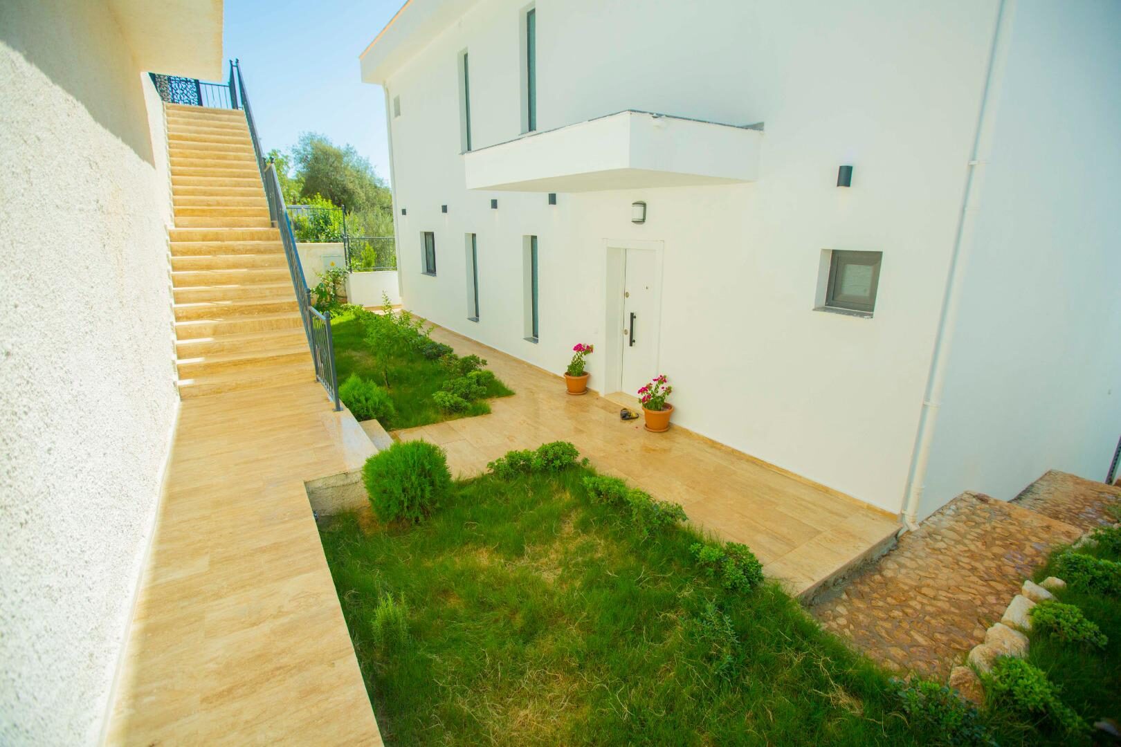 Villa Fantastik — 55