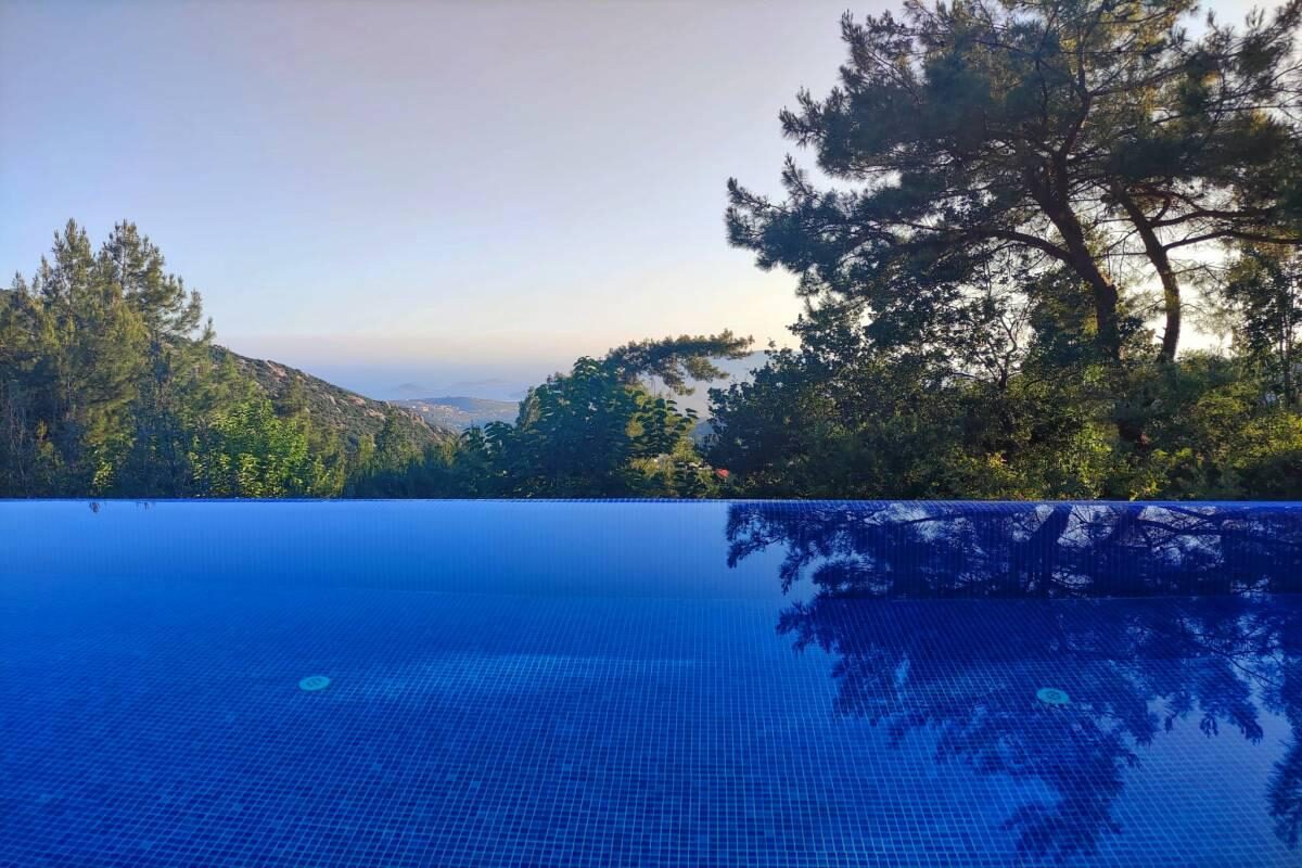 Villa Secret Swiss — 29