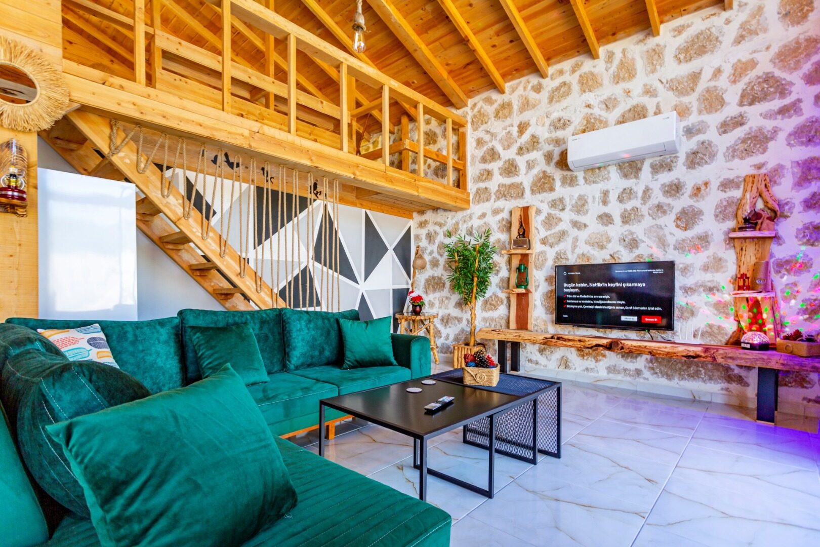 Villa Lofts — 51