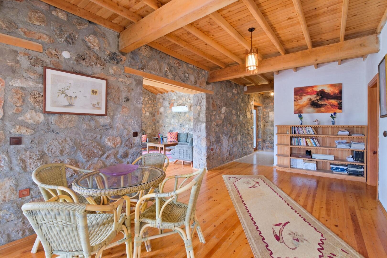 Villa Bonus — 27