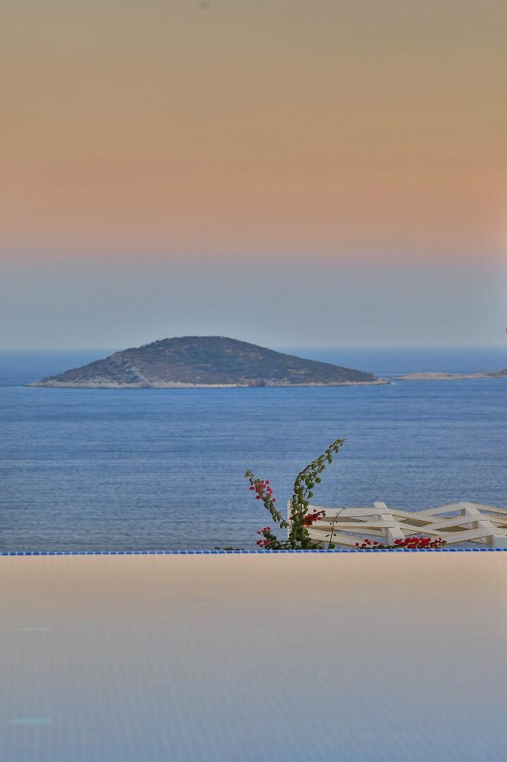 Villa Dreams — 34