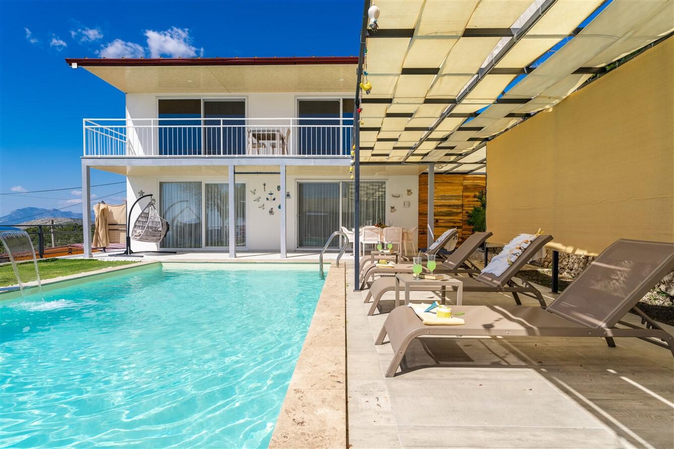 Villa Smyrna — 21