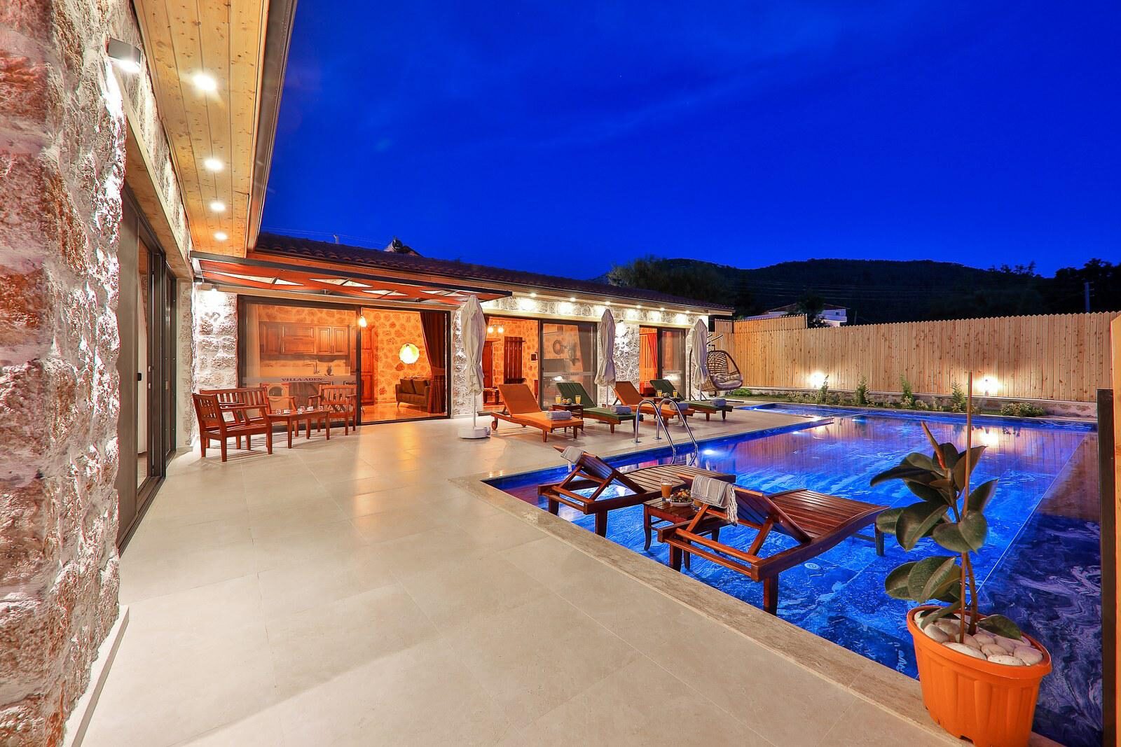 Villa Aden — 3