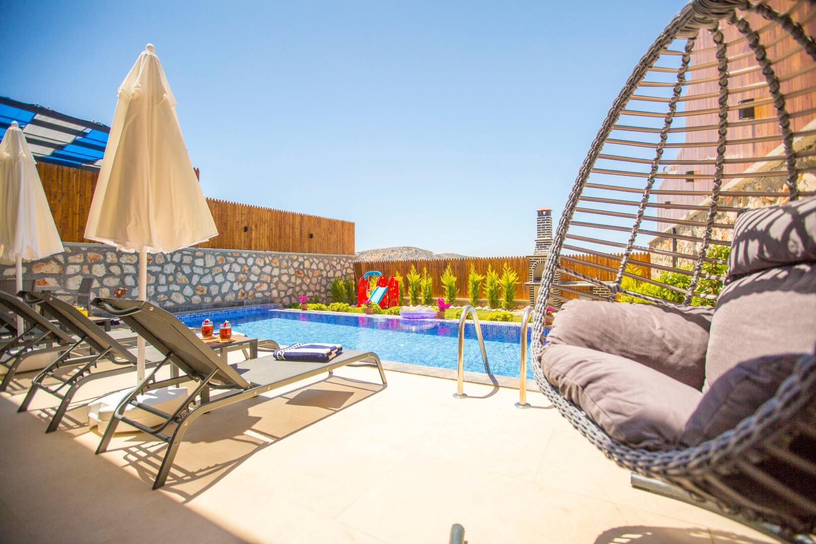 Villa Mirena — 15
