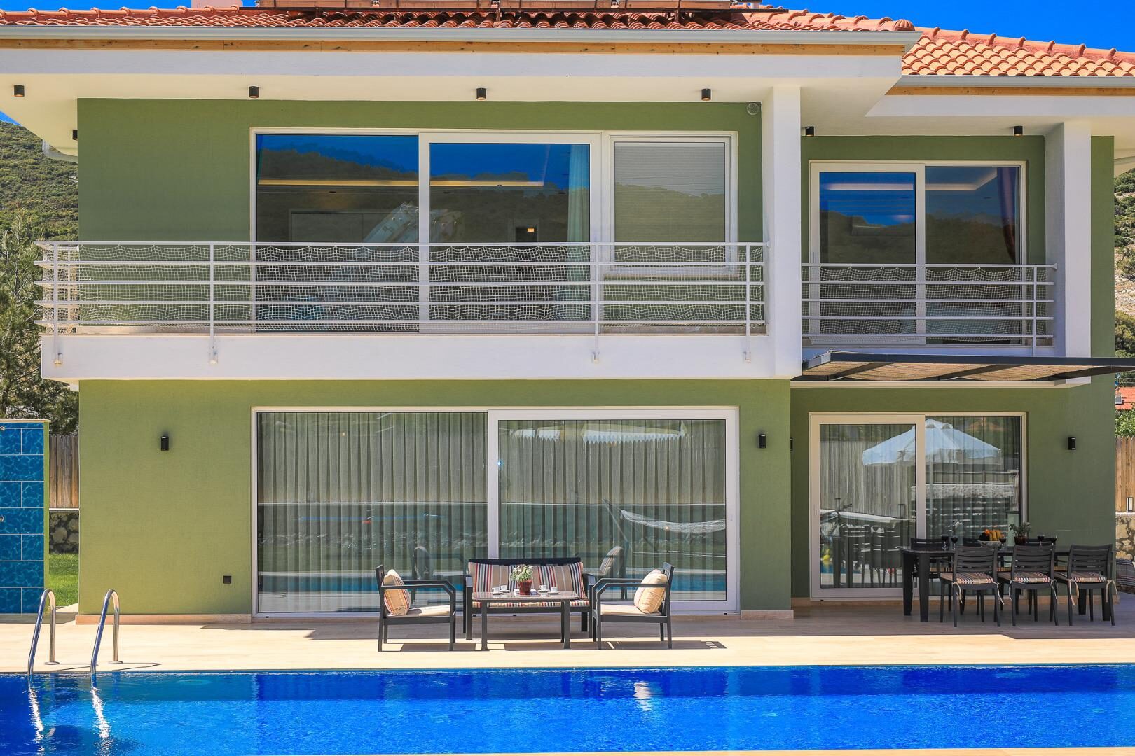 Villa Safter — 33
