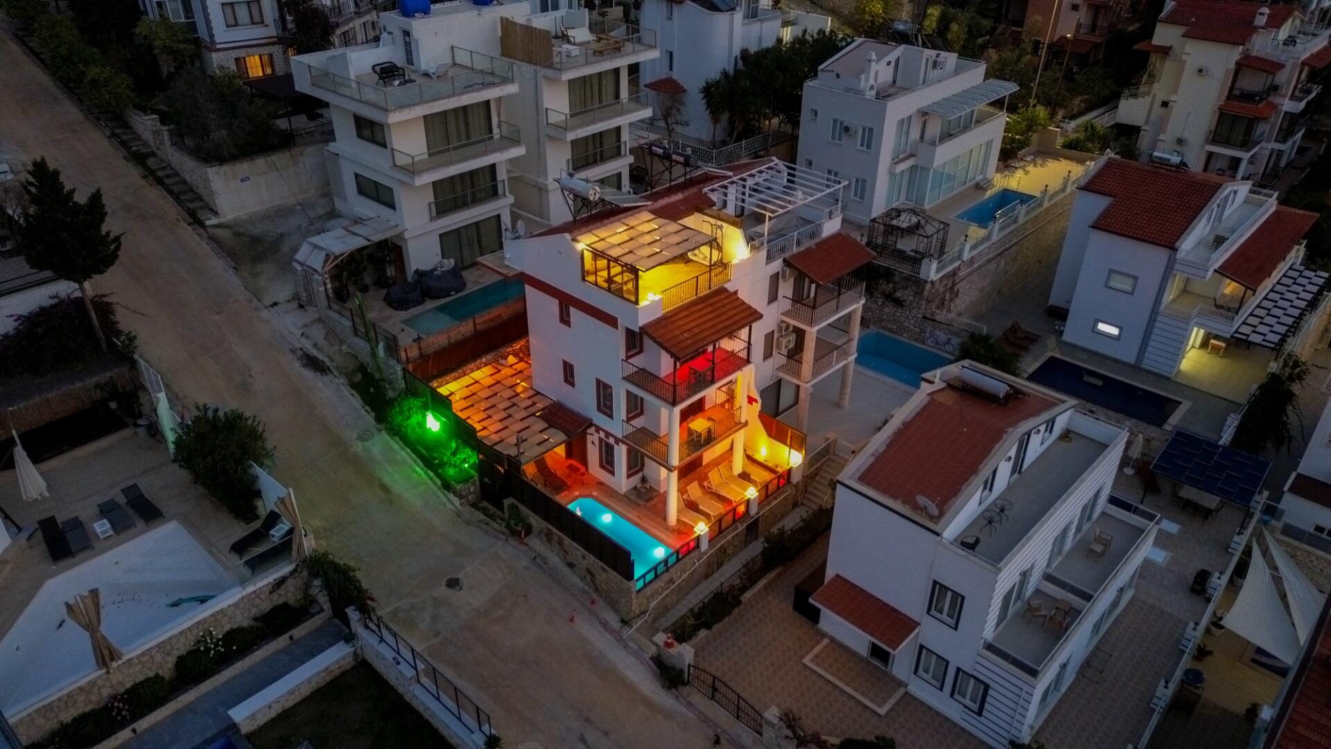 Villa Caledonia — 21