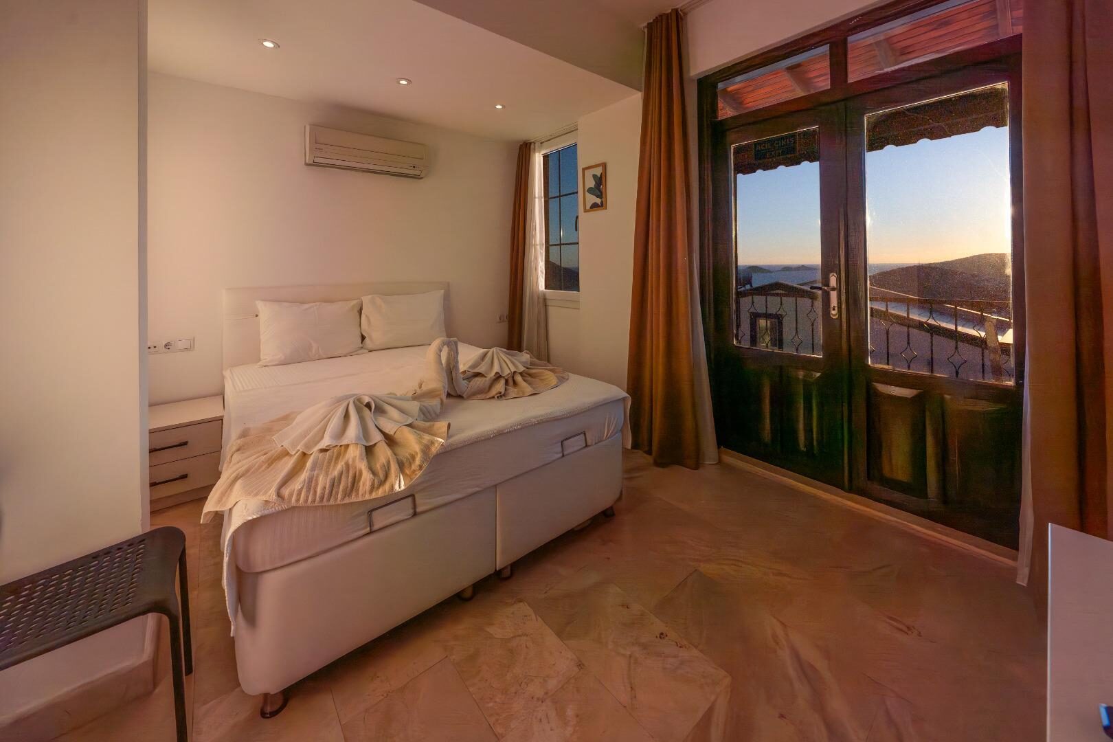 Villa Caledonia — 26