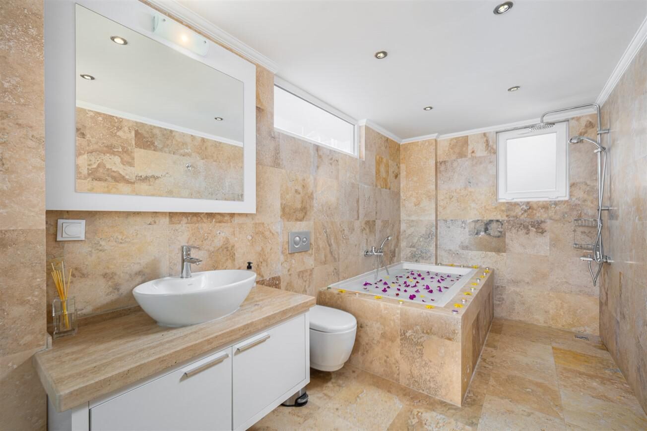 Villa Waratah — 47
