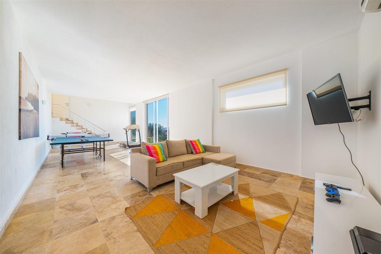 Villa Waratah — 50