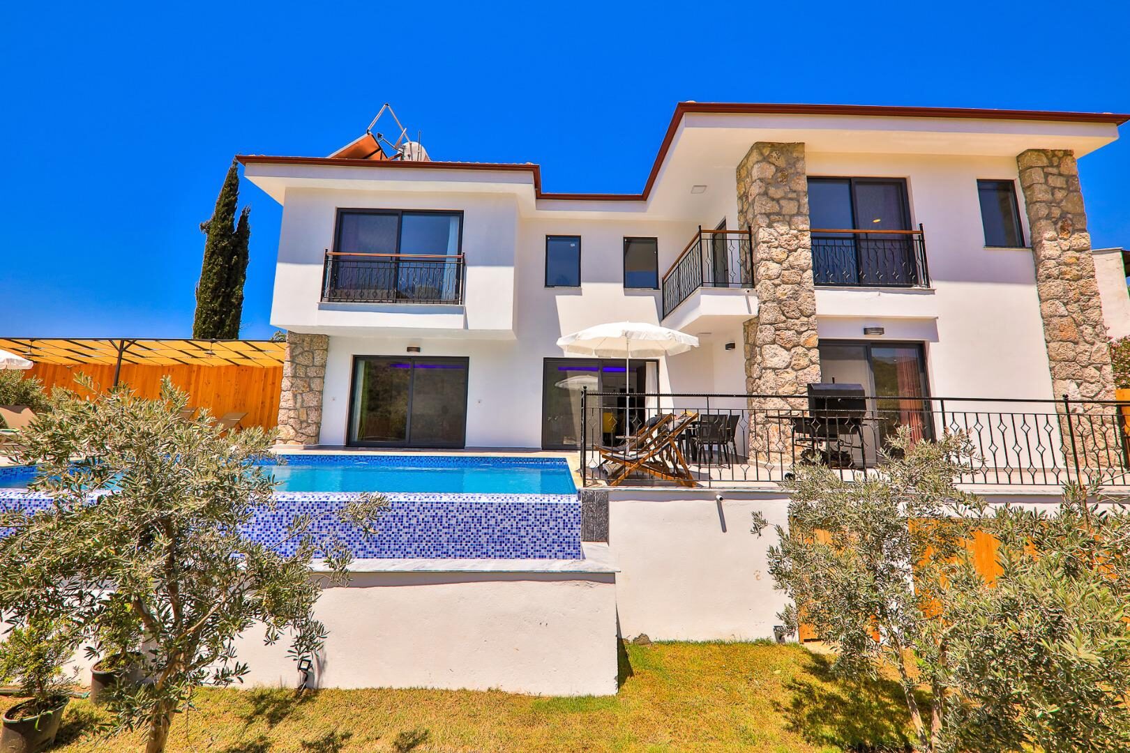 Villa Delfin Green