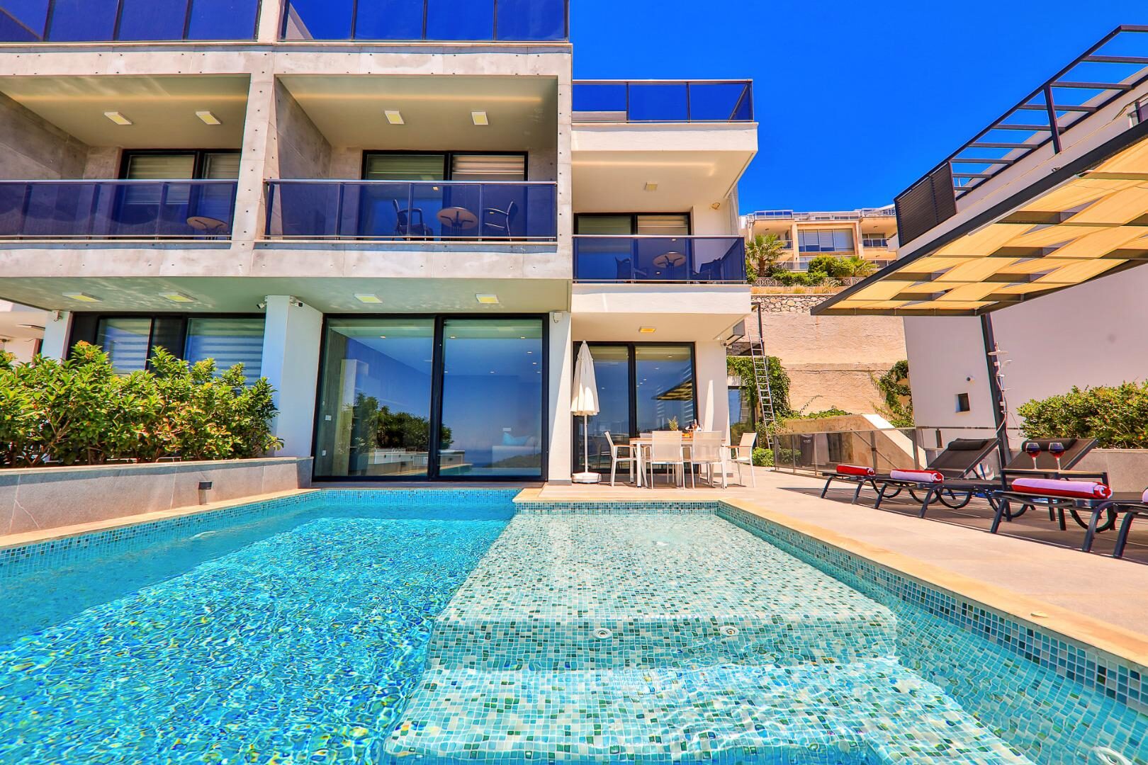 Villa Skylight — 3