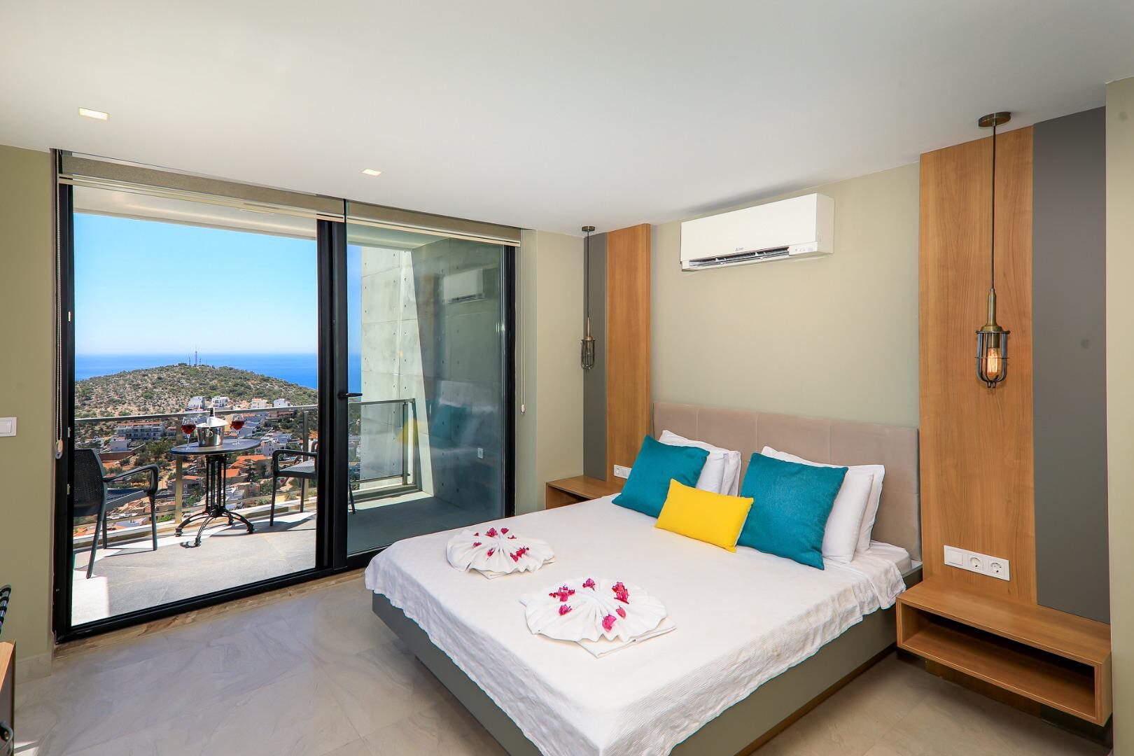 Villa Skylight — 23