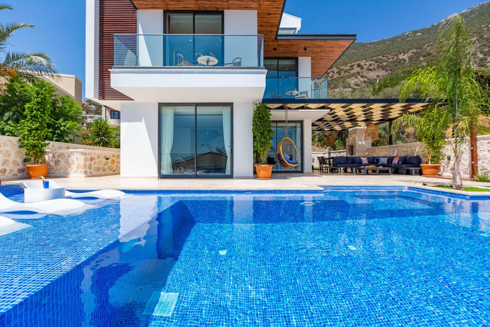 Villa Phi — 10