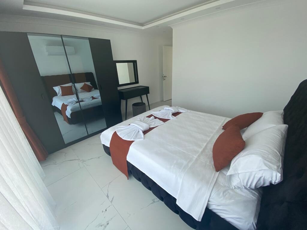 Villa Silver — 12
