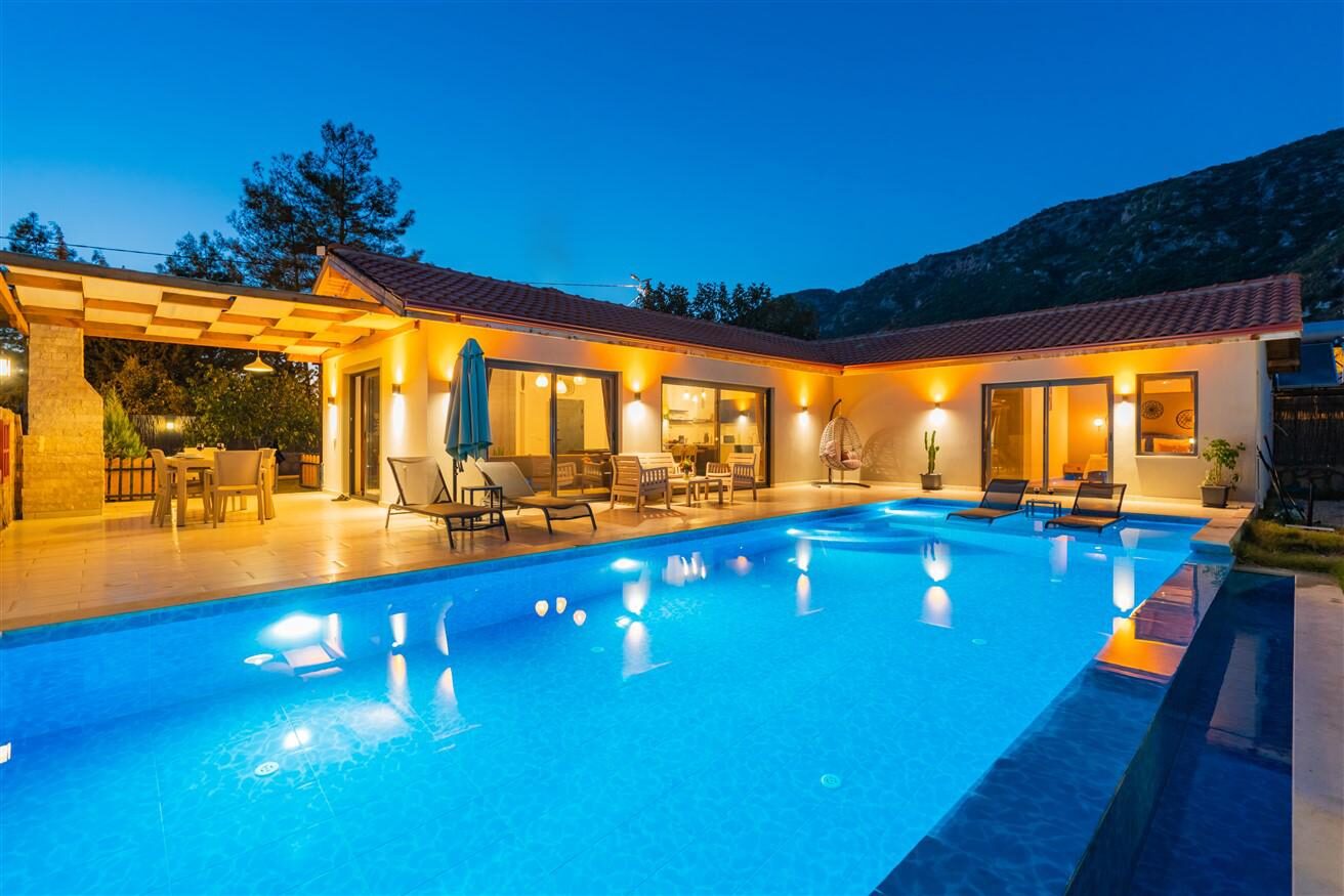 Villa Zelyus