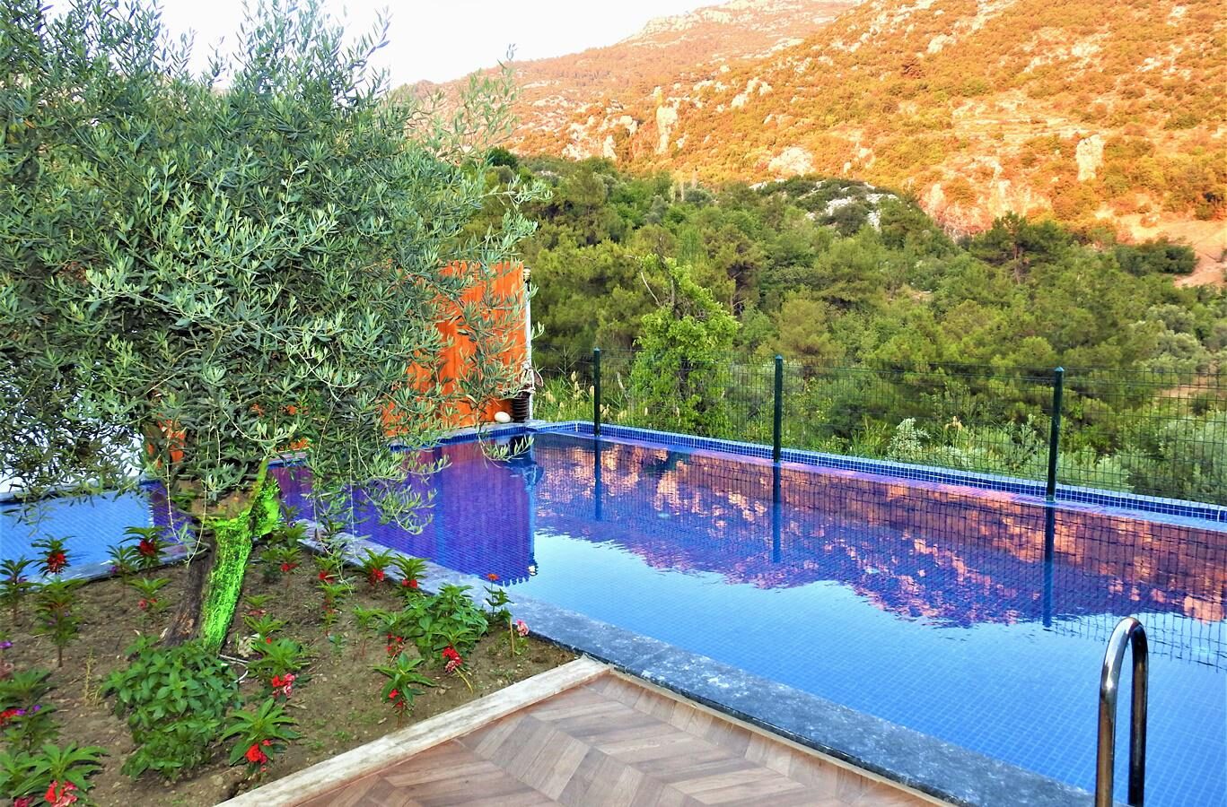 Villa Rayna