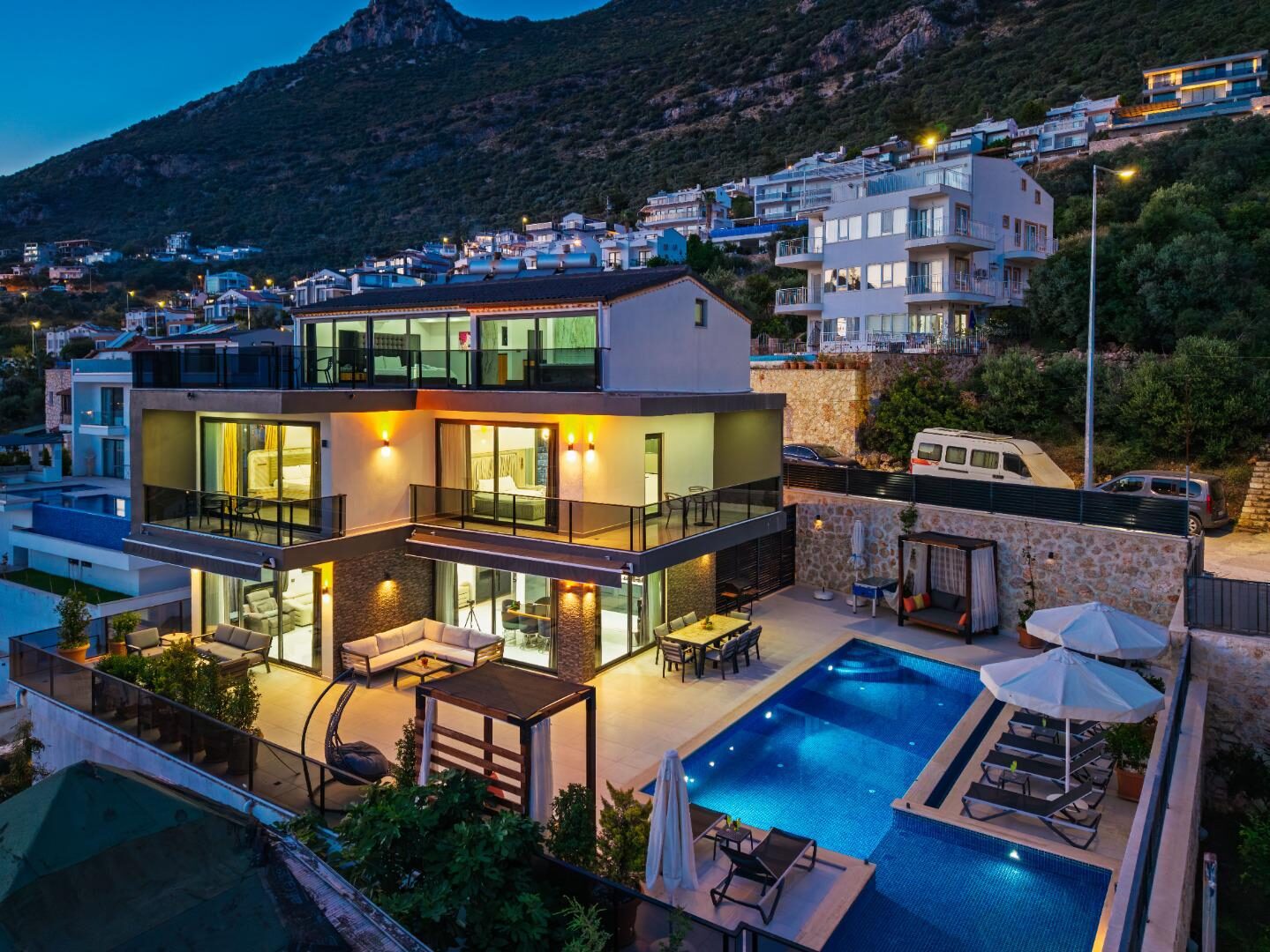 Villa Cassa — 79