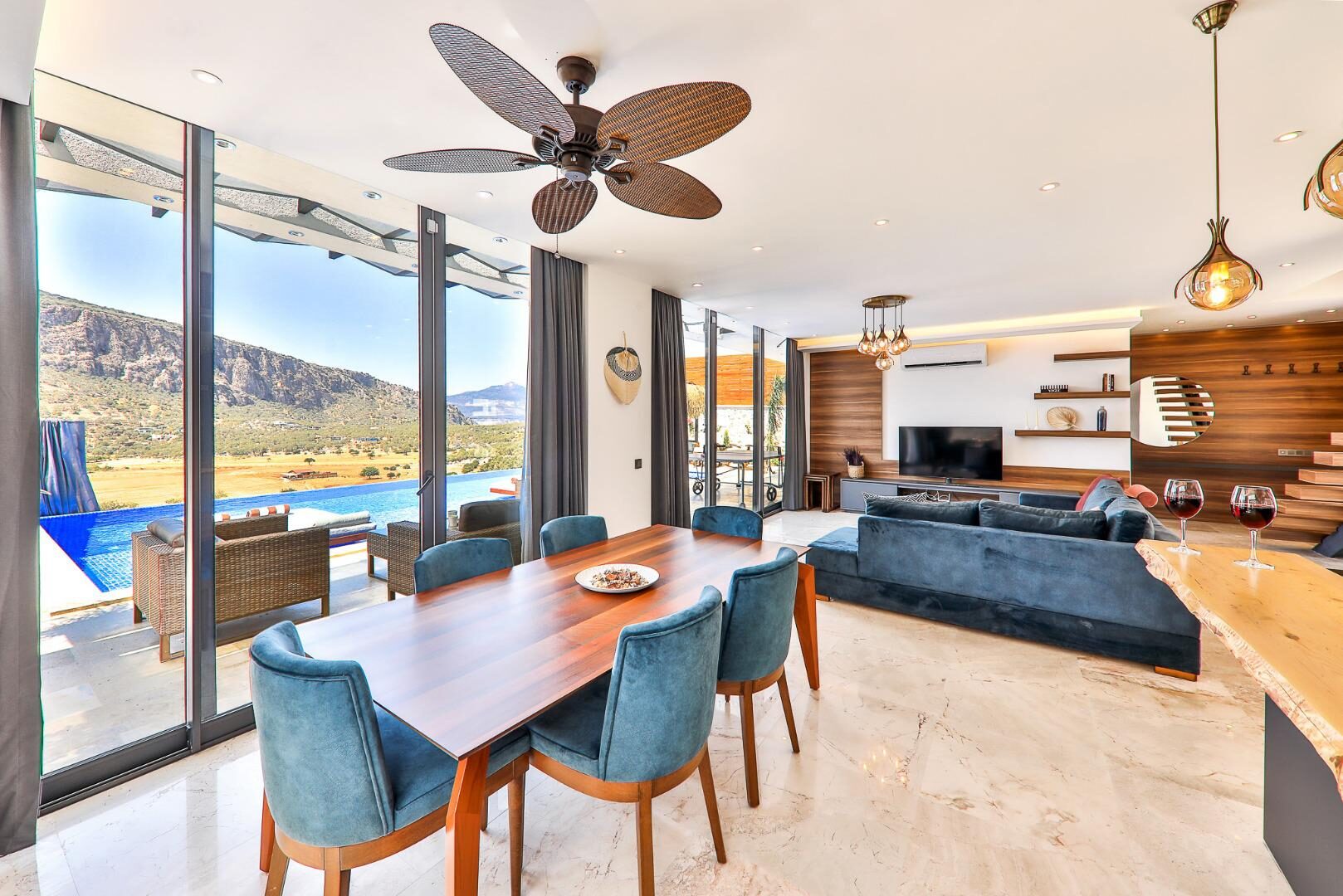 Villa Glorious — 29