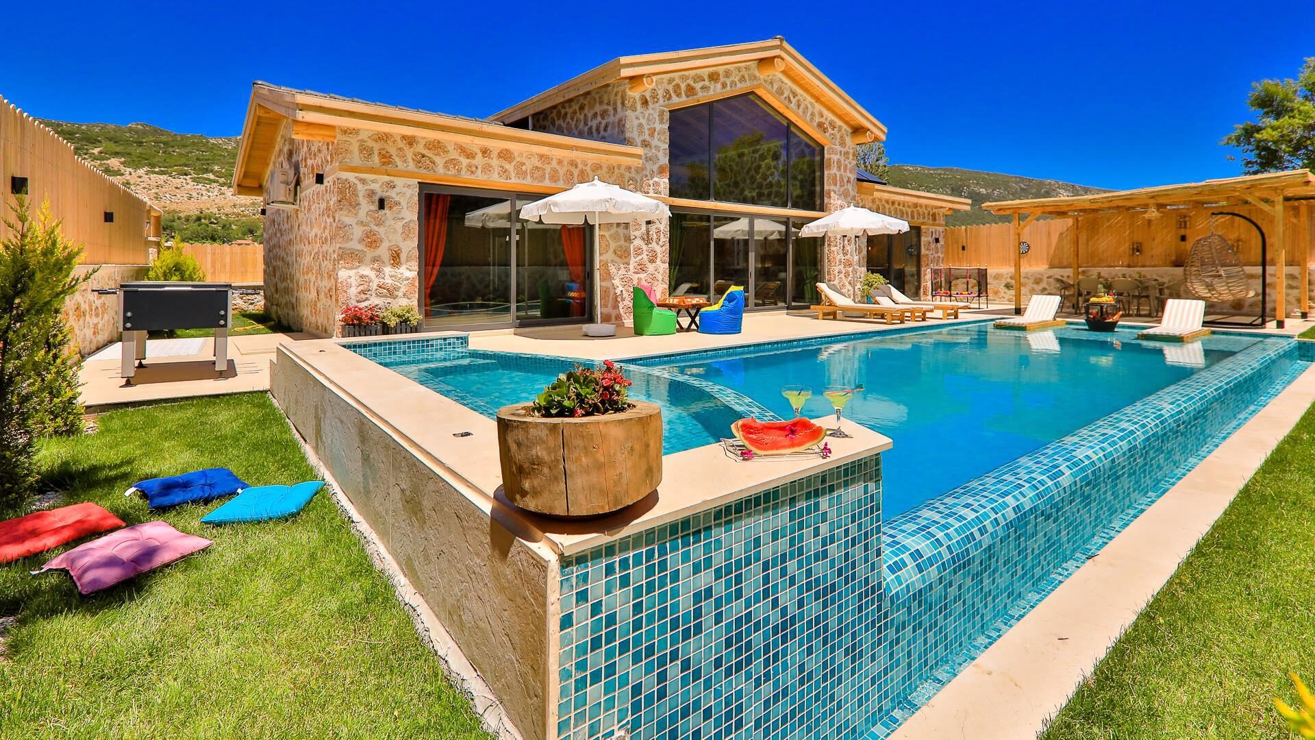 Villa Happiness