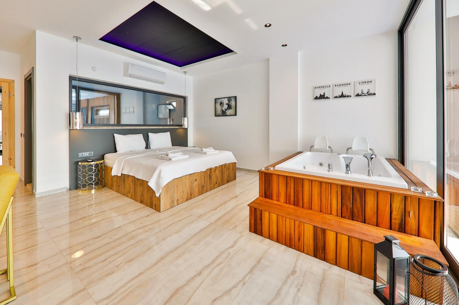Villa Royal Romeo — 8