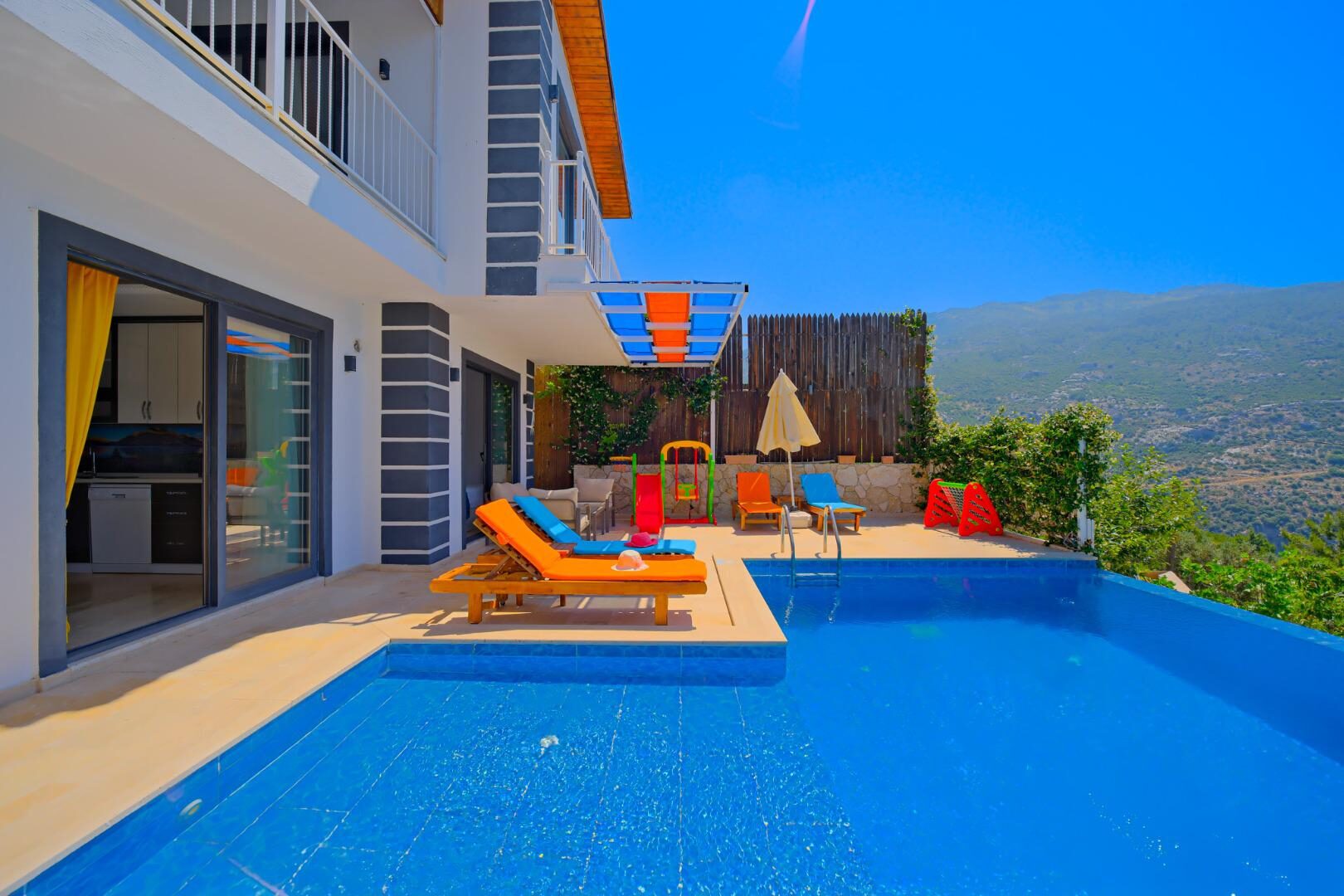 Villa Tepes — 3