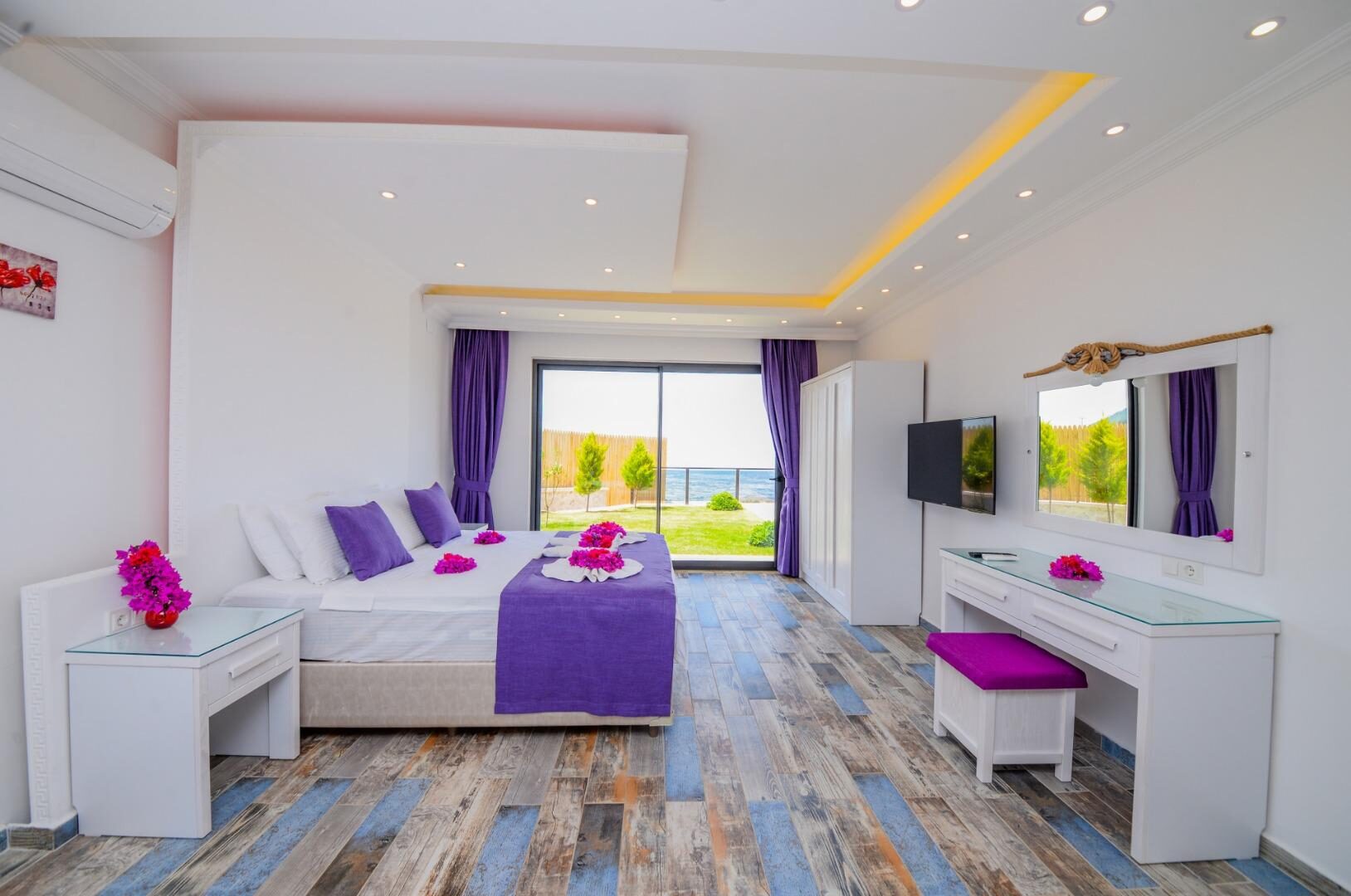 Villa Neco Doğu — 25