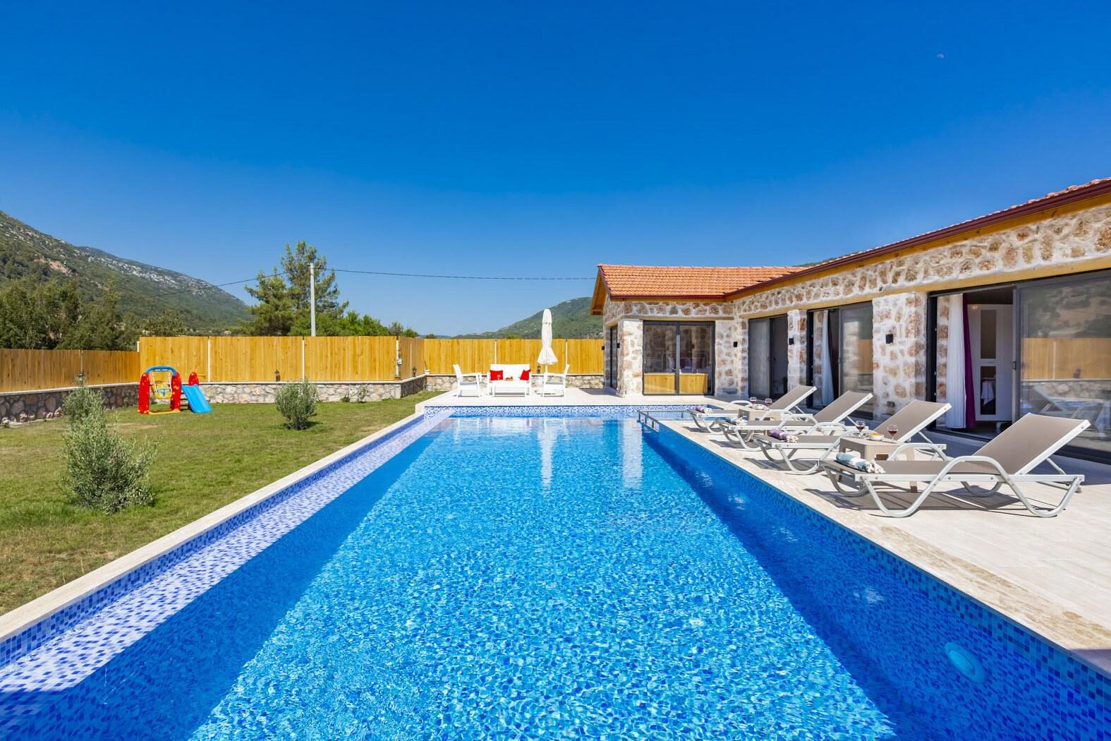 Villa Blue Bird — 8