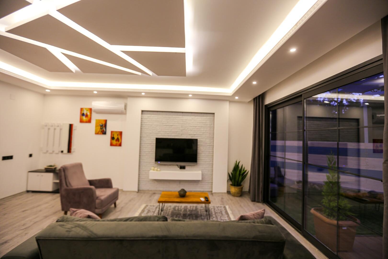 Villa Cazibe — 13
