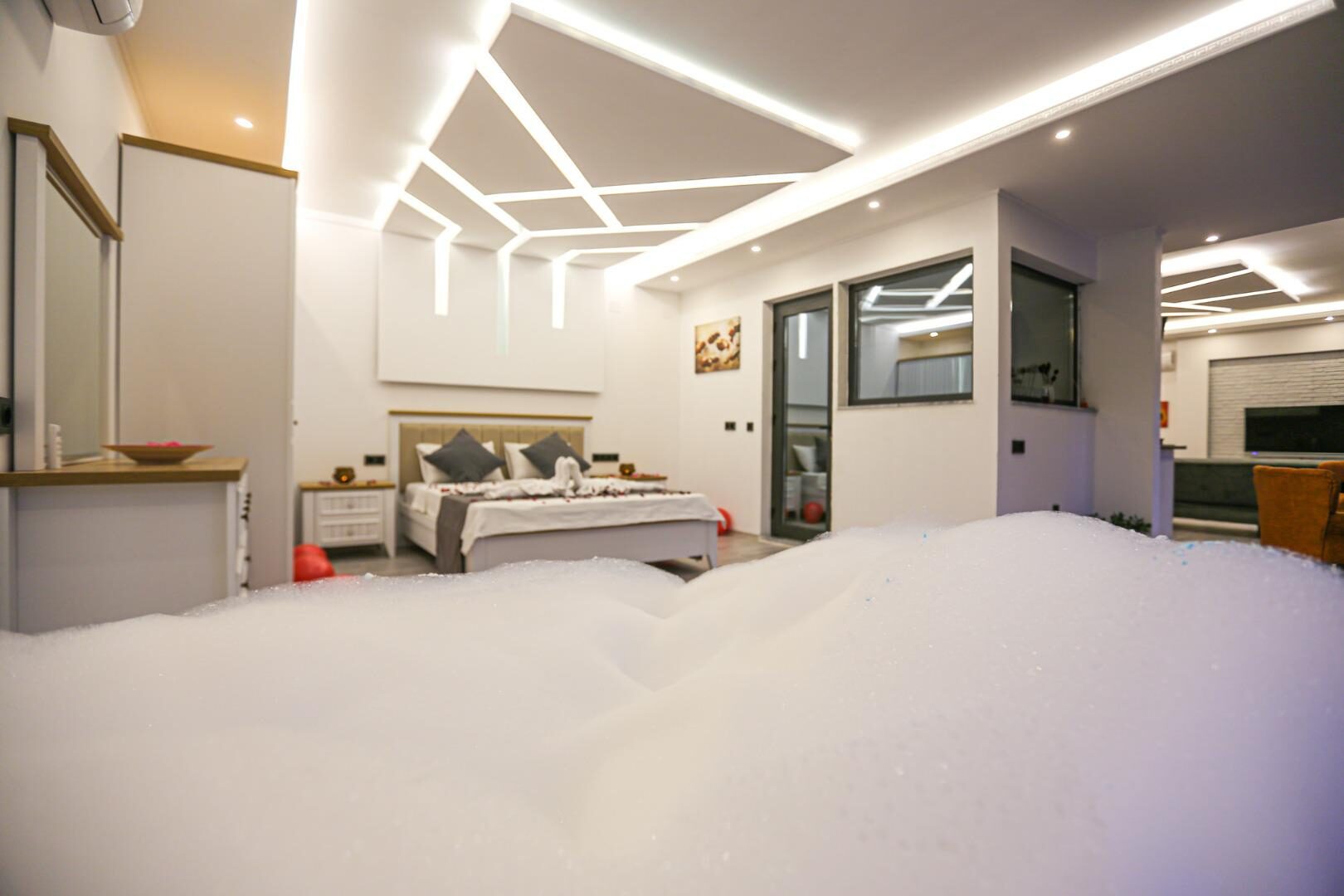 Villa Cazibe — 17