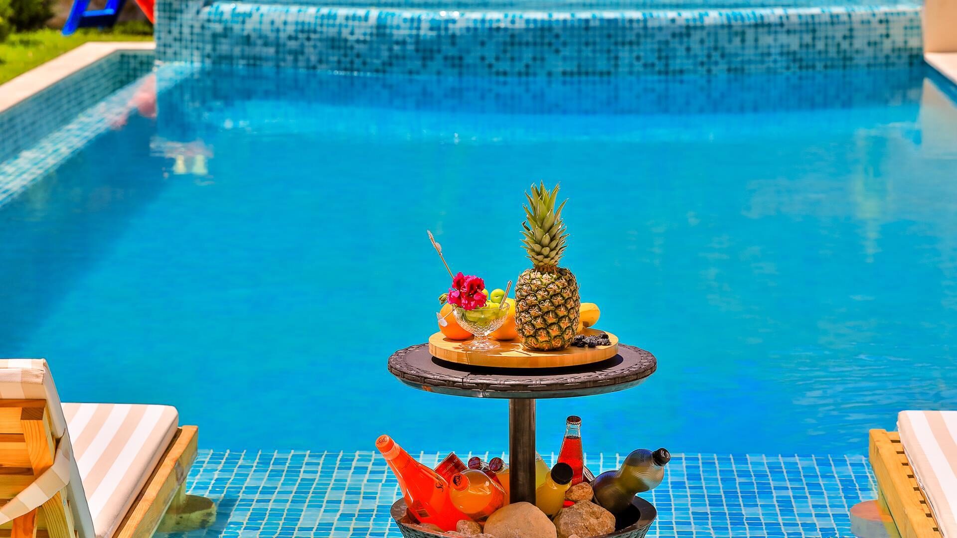 Villa Happiness — 60