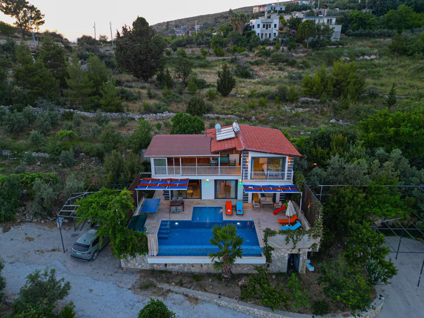 Villa Tepes — 83