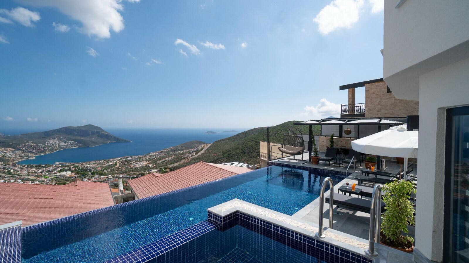 Villa Elif Akbel — 14