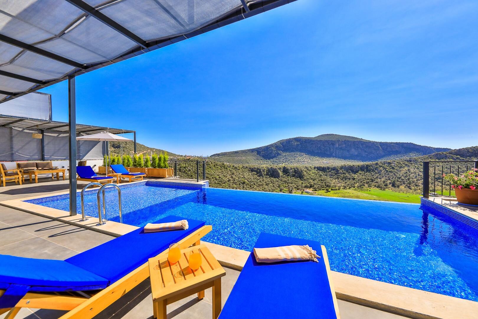 Villa Summery — 22