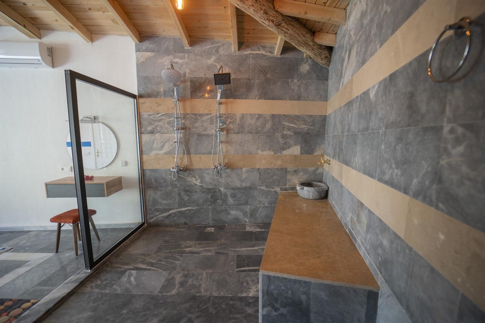 Villa Hik — 36