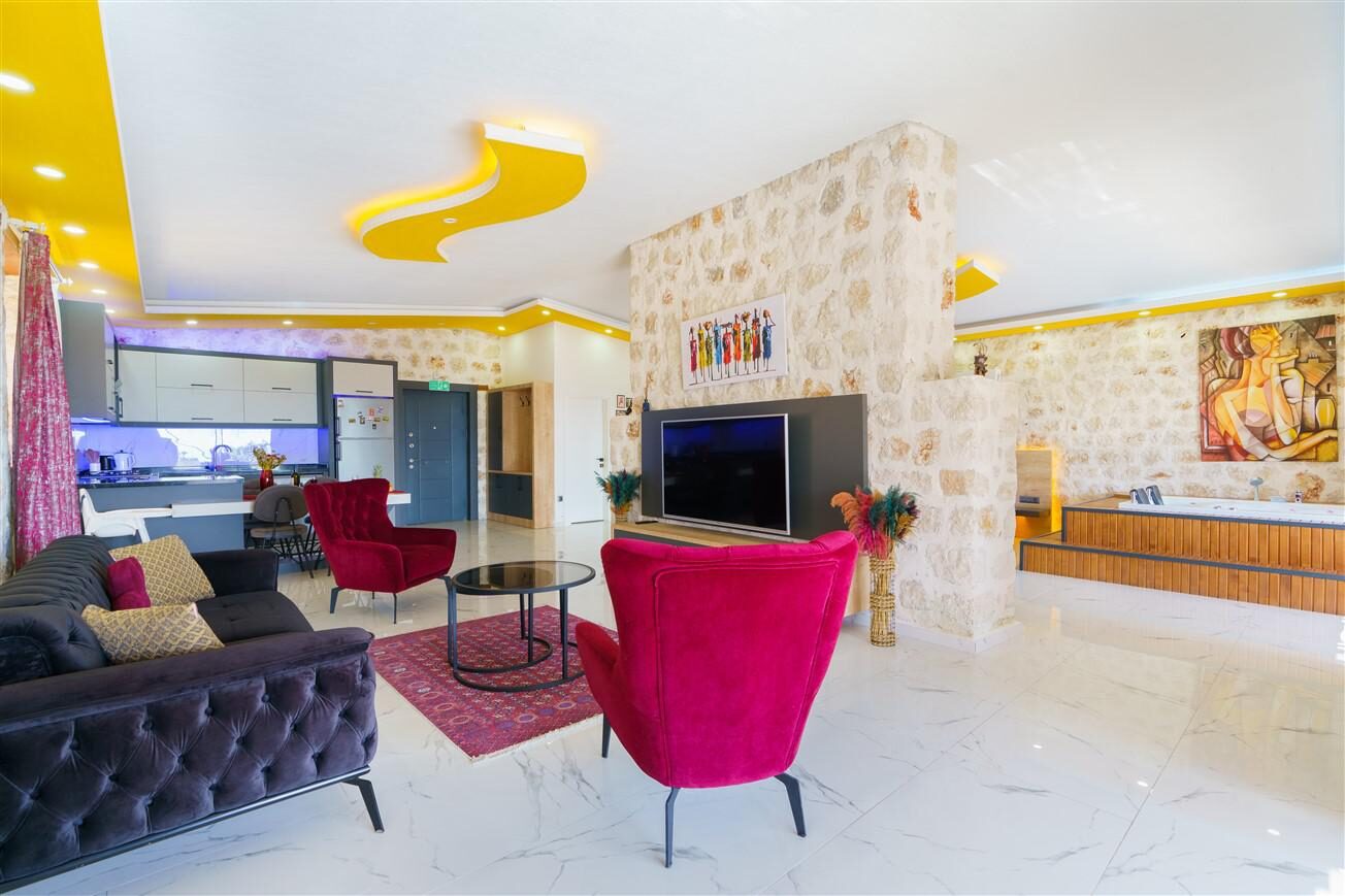Villa Mira Queen — 39
