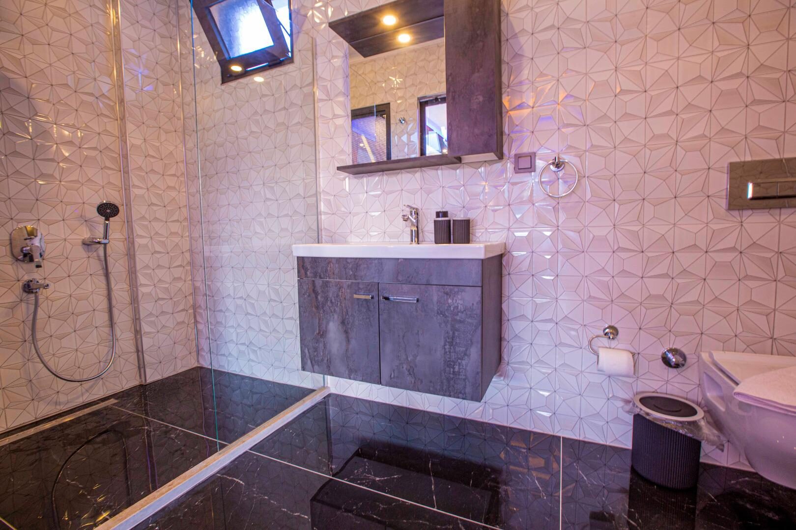 Villa Monica 2 — 28