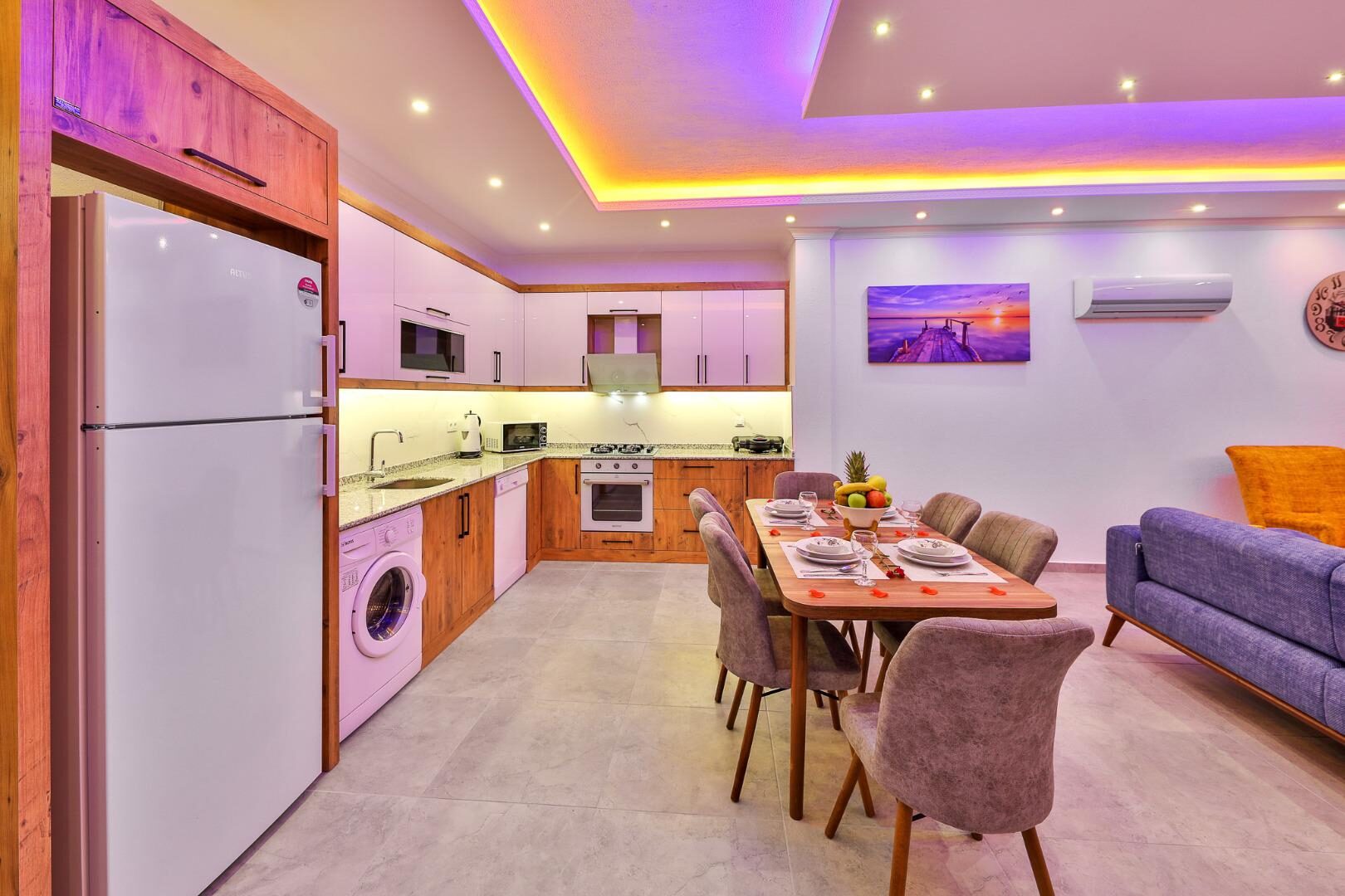 Villa Cancan — 44