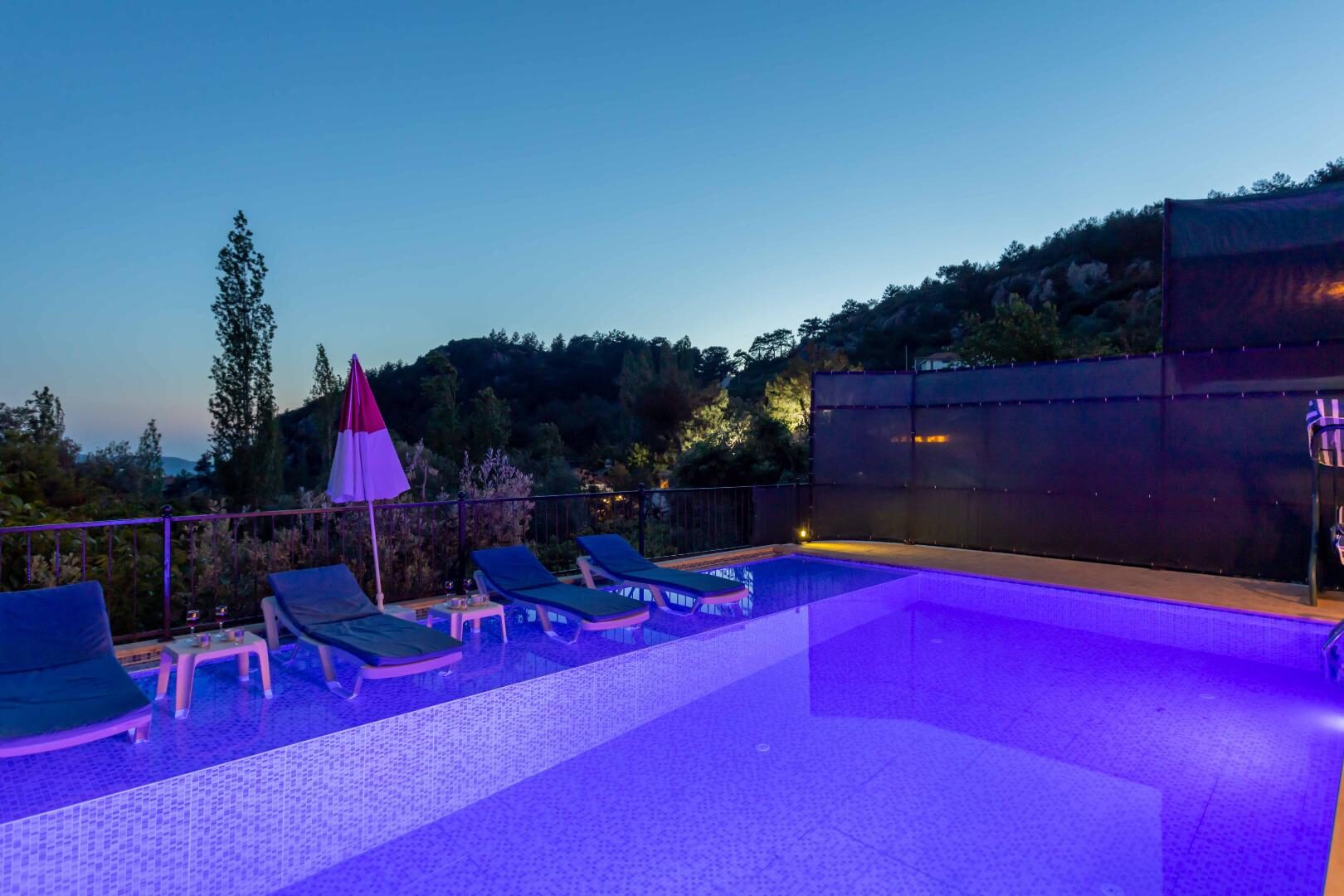 Villa Heves — 12