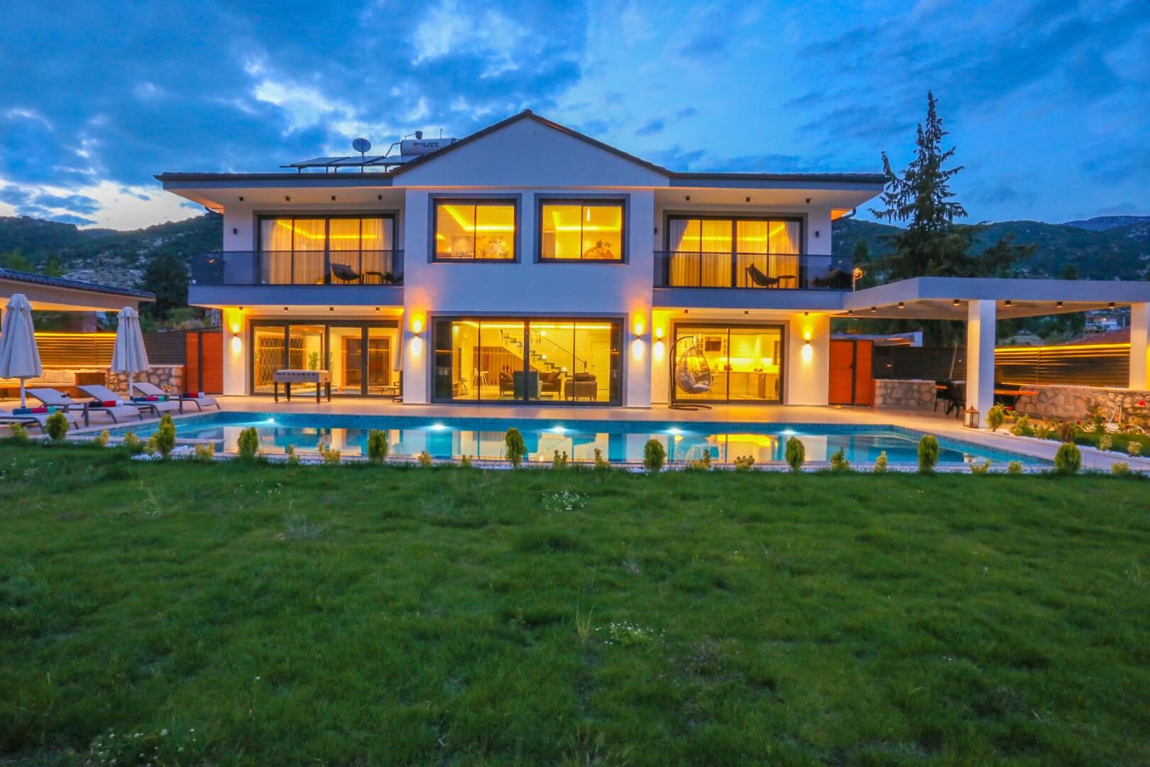 Villa White House Sarıbelen — 2