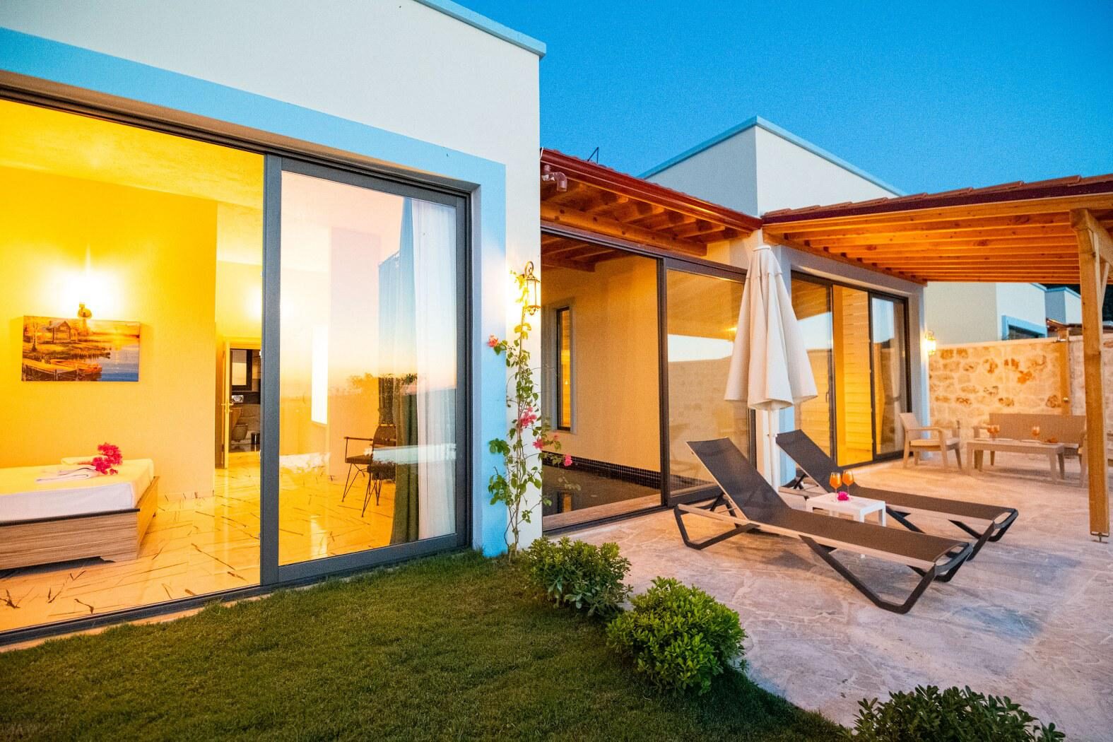 Villa Topaz — 19