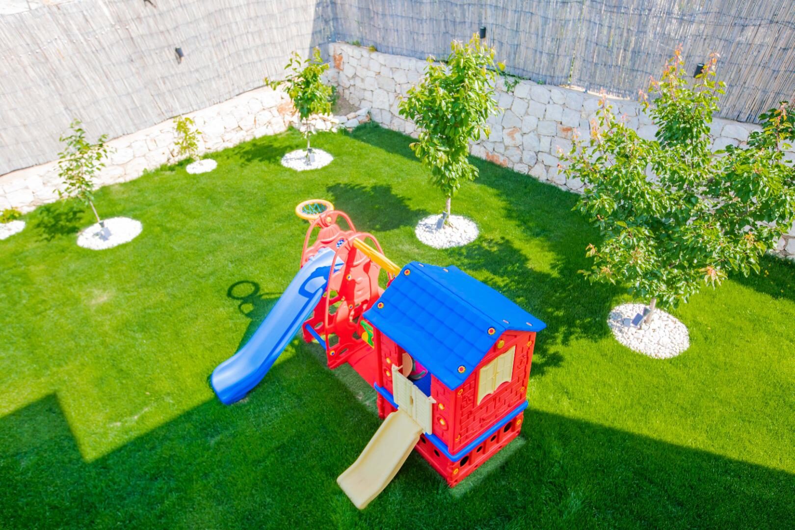 Villa Daphne — 29